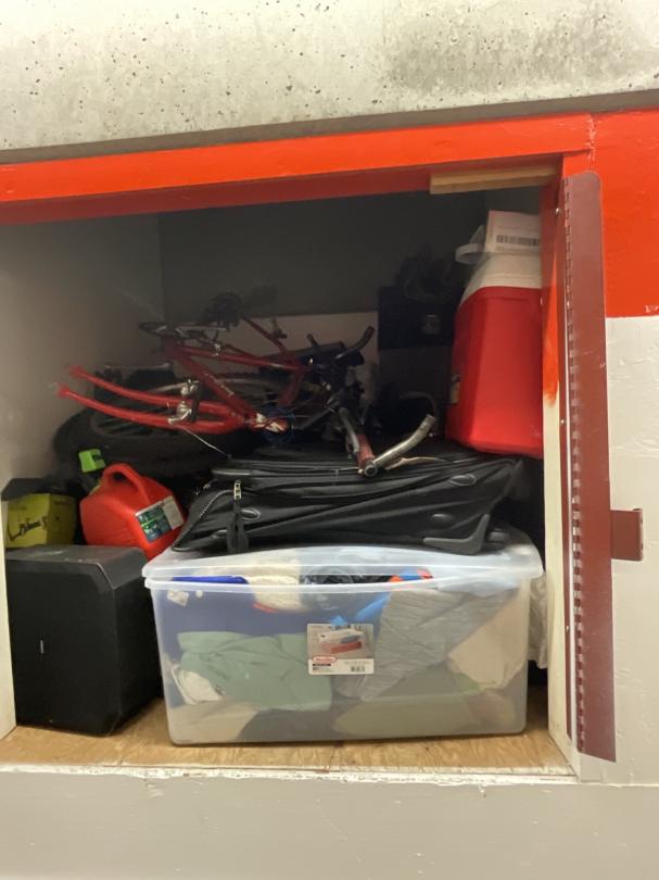 Storage Unit Auction in MEDFORD, OR at UHAUL STORAGE OF ROGUE VALLEY
